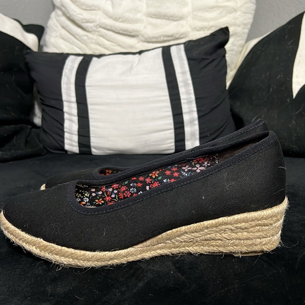 Life Stride Wedges Size 9.5